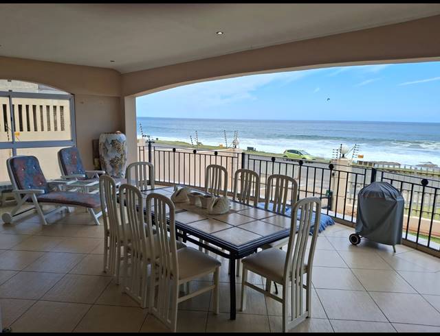 3 BEDROOM SECTIONAL TITLE FOR SALE IN UVONGO BEACH